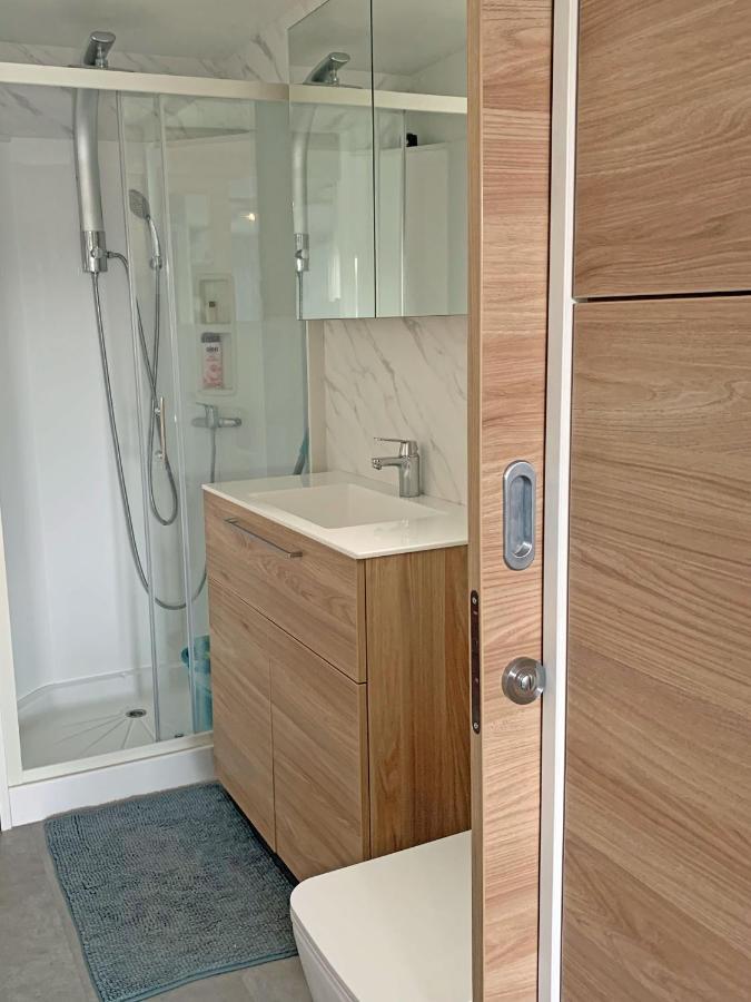 Bonita Houseboat Apartment Portorose Exterior foto